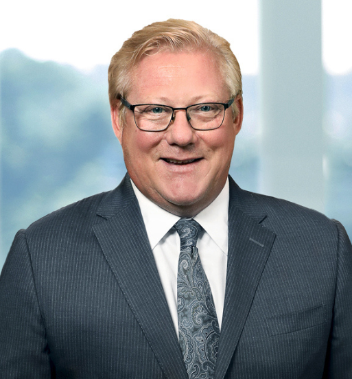 Vezetőnk Scott A. Smith